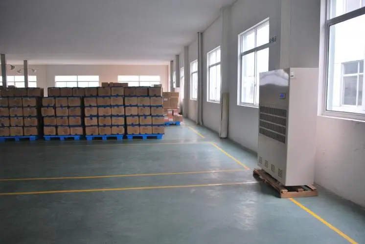 星空体育注册官网除湿机-大型仓库使用的工业除湿机